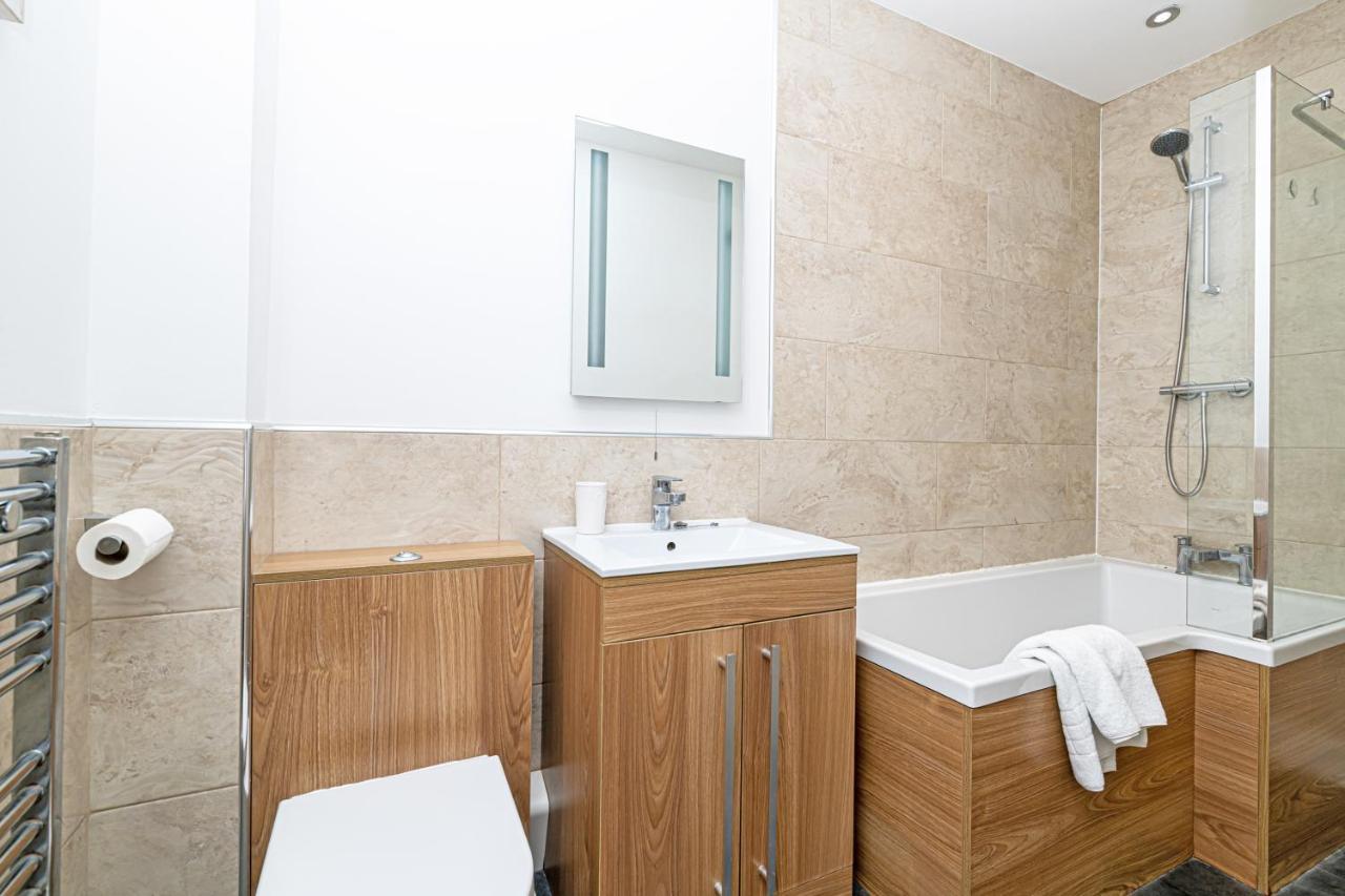 Tower View Apartment Chester Luaran gambar
